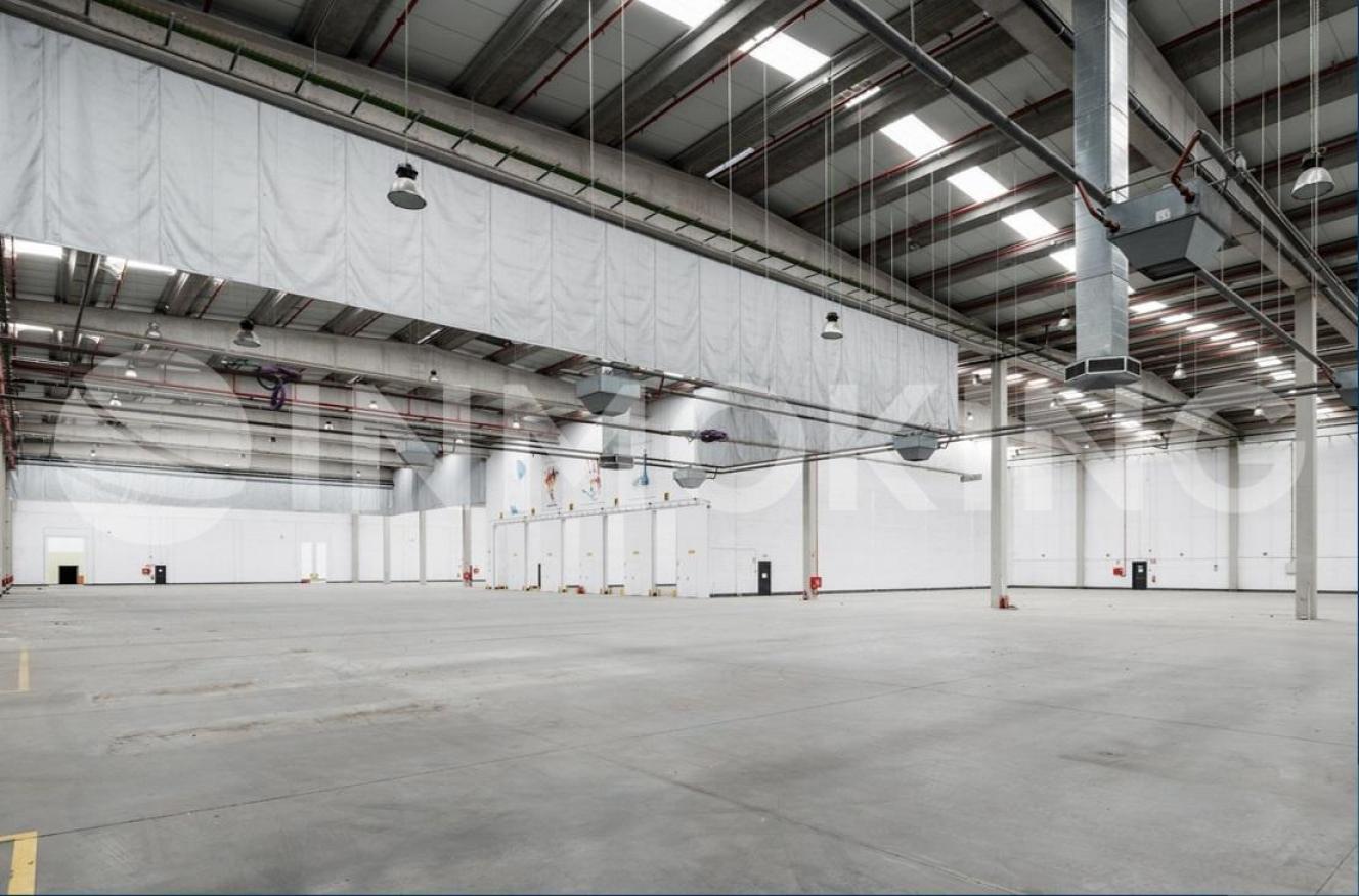 Foto de la propiedad Nave Logística en alquiler en Getafe